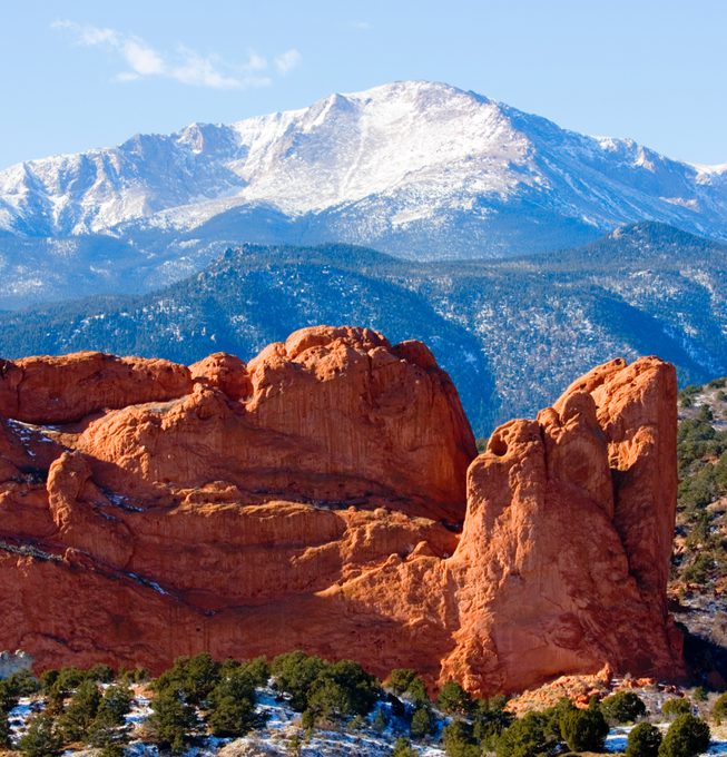 Colorado Springs mountains with distinct red rocks in the foreground